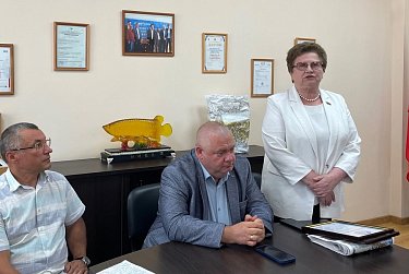 Ольга Хромушина встретилась с коллективом Сорочинского маслоэкстракционного завода